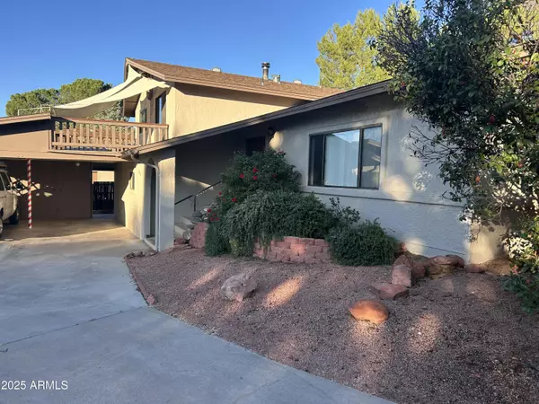 Sedona, AZ 86351,330 N FAIRWAY OAKS Drive