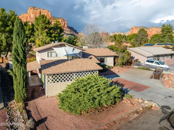Sedona, AZ 86351,330 N FAIRWAY OAKS Drive