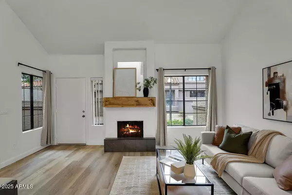 Tempe, AZ 85288,819 N COLLEGE Avenue #I123