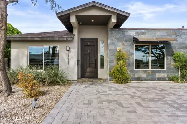 8228 E Monte Vista Road, Scottsdale, AZ 85257