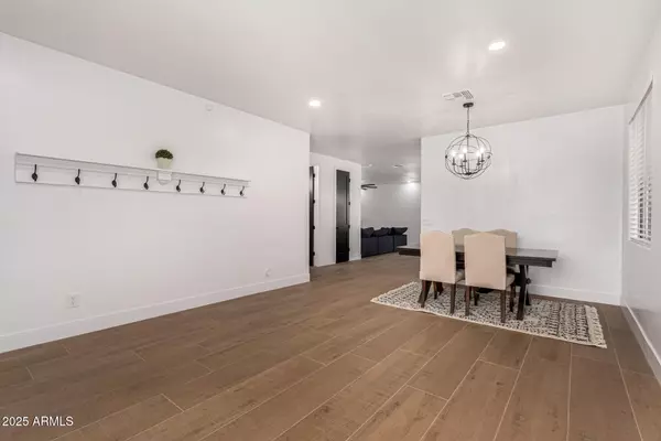 Tolleson, AZ 85353,9036 W KERBY Avenue