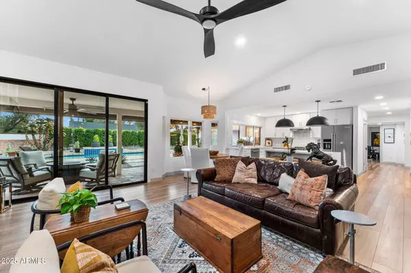 Scottsdale, AZ 85258,8113 E MORGAN Trail