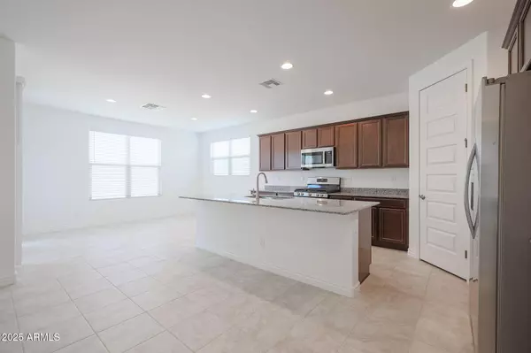 Surprise, AZ 85387,25110 N 170TH Lane