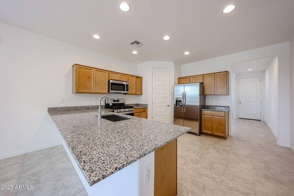 Glendale, AZ 85305,8721 W WINDSOR Boulevard