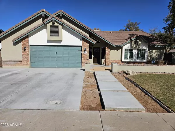 Gilbert, AZ 85234,462 E MERRILL Avenue
