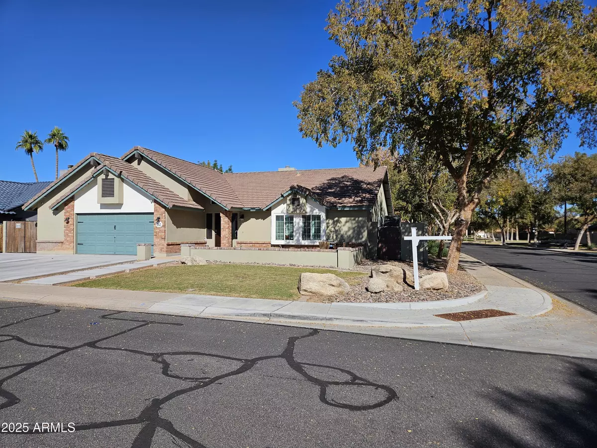 Gilbert, AZ 85234,462 E MERRILL Avenue