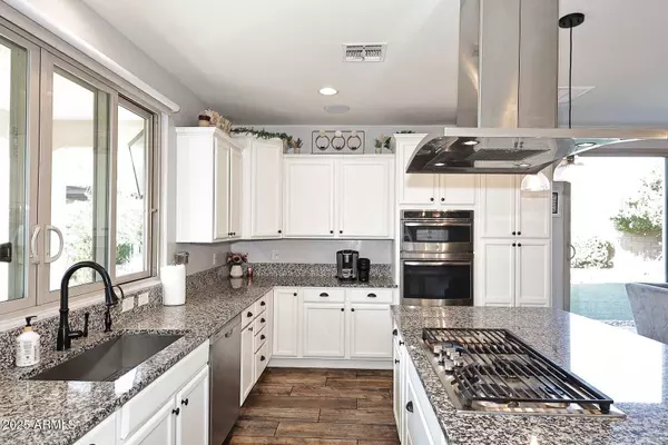 4706 S CURIE Way, Mesa, AZ 85212