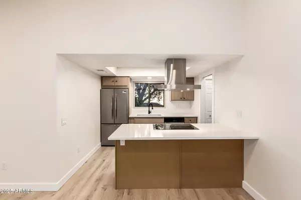 Chandler, AZ 85224,1514 W LOUGHLIN Drive