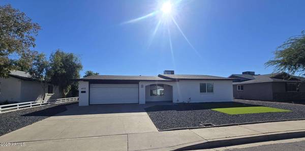 1873 E ELLIS Drive, Tempe, AZ 85282