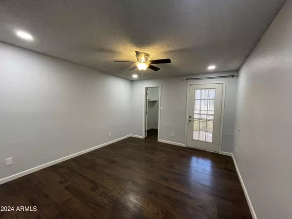 Phoenix, AZ 85029,11048 N 28TH Drive #146