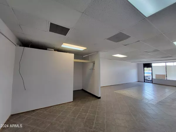 Tempe, AZ 85288,2531 E UNIVERSITY Drive