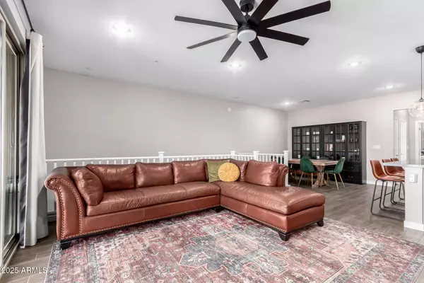 Chandler, AZ 85225,155 N LAKEVIEW Boulevard #260