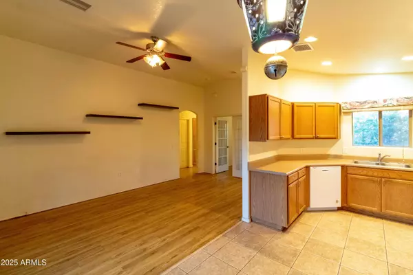 Sierra Vista, AZ 85650,4464 BIG BEND Street