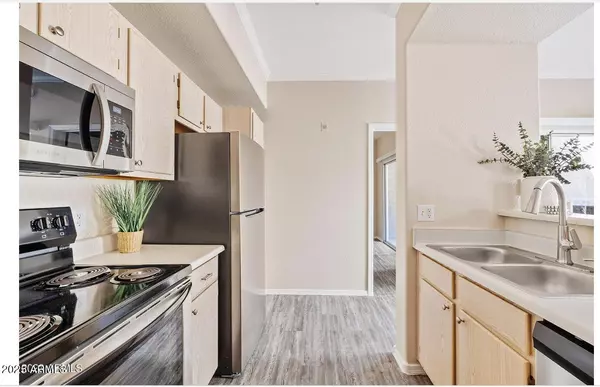 Phoenix, AZ 85048,3236 E CHANDLER Boulevard #1079