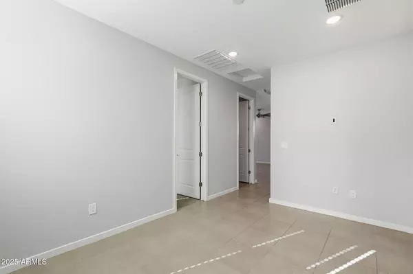 San Tan Valley, AZ 85144,4535 W HUNTER Trail