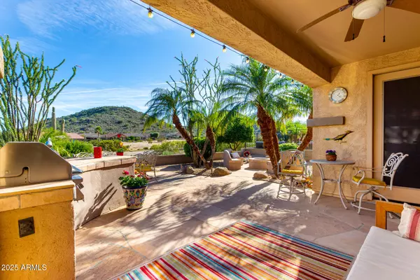 San Tan Valley, AZ 85143,32177 N ECHO CANYON Road