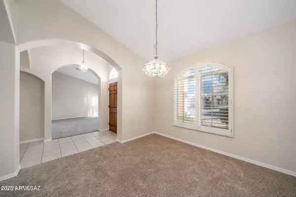 Tucson, AZ 85737,1645 E GANYMEDE Drive