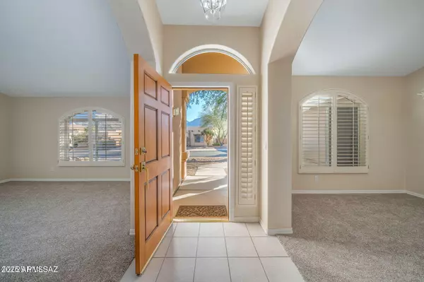 Tucson, AZ 85737,1645 E GANYMEDE Drive