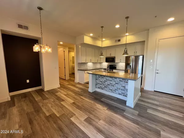 Scottsdale, AZ 85251,6565 E THOMAS Road #1058