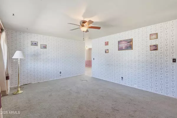 Chandler, AZ 85225,857 E BUFFALO Street