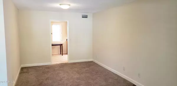 Scottsdale, AZ 85258,8313 E VIA DE LAS FLORES --