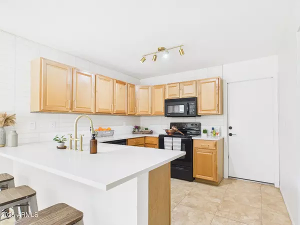 Peoria, AZ 85345,11807 N 76TH Avenue