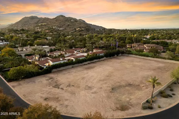 Paradise Valley, AZ 85253,6700 E CACTUS WREN Road #30