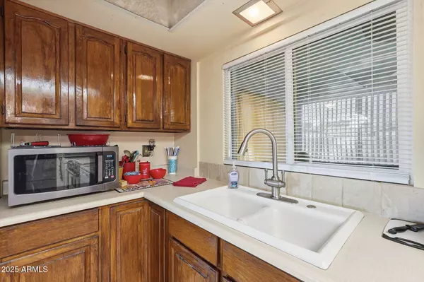 Phoenix, AZ 85051,9034 N 38TH Drive