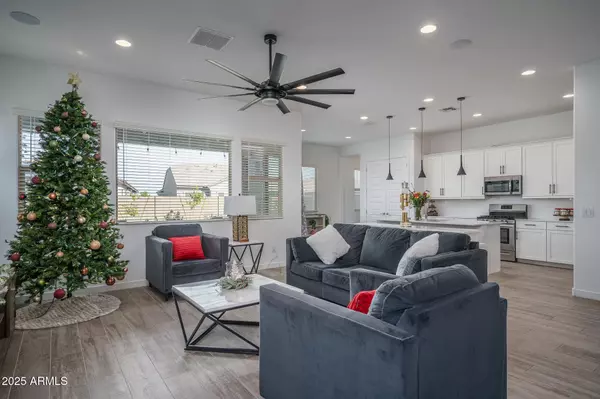 Litchfield Park, AZ 85340,19226 W HAZELWOOD Street