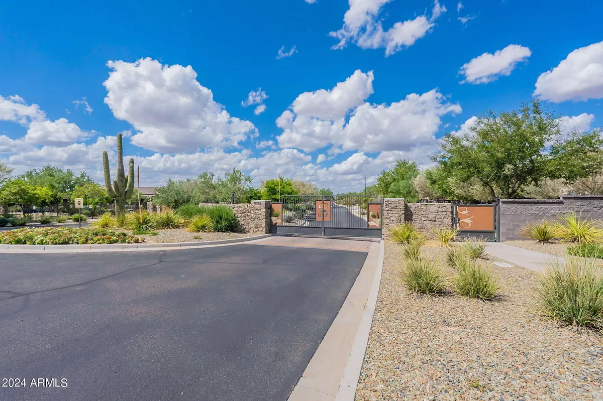 Phoenix, AZ 85050,4621 E WALTER Way