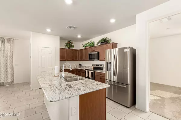 Avondale, AZ 85323,1017 S 7TH Street