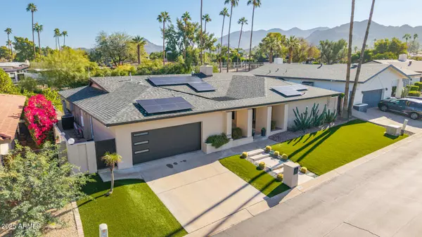 Phoenix, AZ 85028,9225 N ARROYA VISTA Drive W