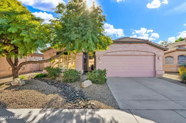 4719 E ADOBE Drive, Phoenix, AZ 85050