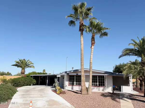 8154 E CALYPSO Avenue, Mesa, AZ 85208