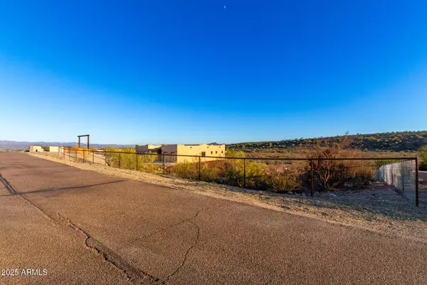 Wickenburg, AZ 85390,4445 BLACK MOUNTAIN Road