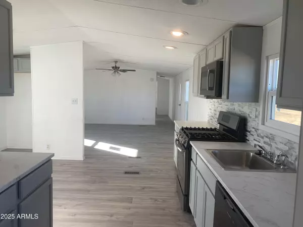 Casa Grande, AZ 85194,6515 W WARREN Drive