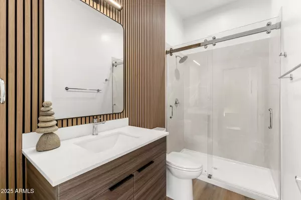 Phoenix, AZ 85018,4220 N 32ND Street #3