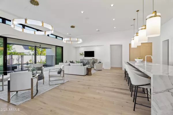 Phoenix, AZ 85021,1538 W WAGON WHEEL Drive