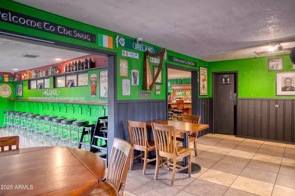 Lakeside, AZ 85929,1676 W WHITE MOUNTAIN Boulevard