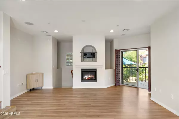 Phoenix, AZ 85050,3935 E Rough Rider Road #1034