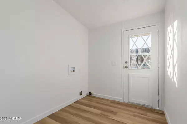 Mesa, AZ 85208,8038 E 6TH Avenue