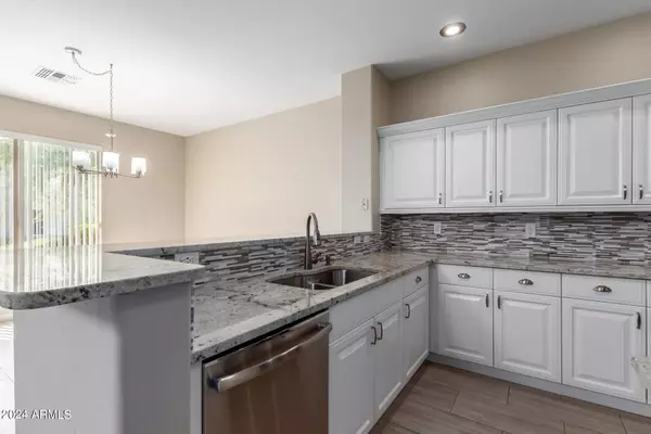 Scottsdale, AZ 85255,19475 N Grayhawk Drive #1100