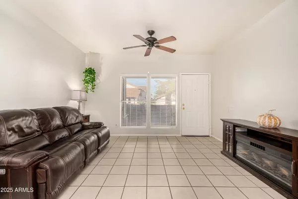 Chandler, AZ 85224,2201 N COMANCHE Drive #1067