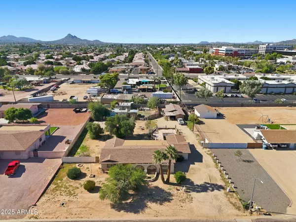 Phoenix, AZ 85032,16436 N 40th Place