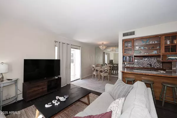 Phoenix, AZ 85020,8819 N 12TH Place