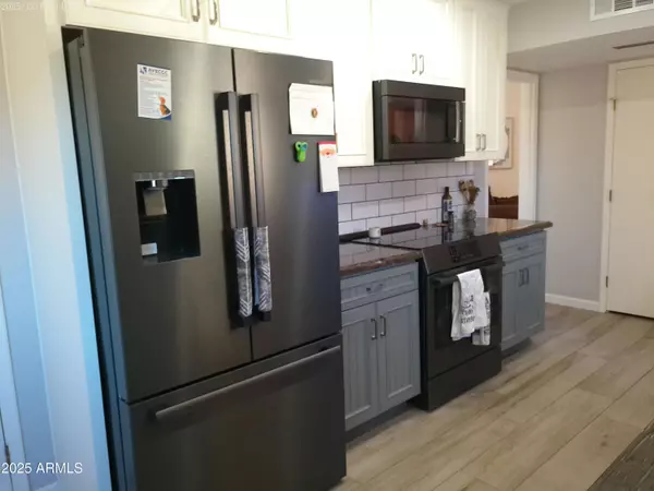 Sun City, AZ 85351,10306 W HUTTON Drive