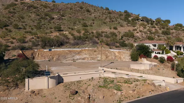 Paradise Valley, AZ 85253,6418 E JOSHUA TREE Lane #2