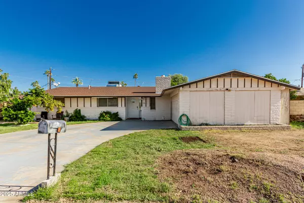 Phoenix, AZ 85051,3836 W ROYAL PALM Road