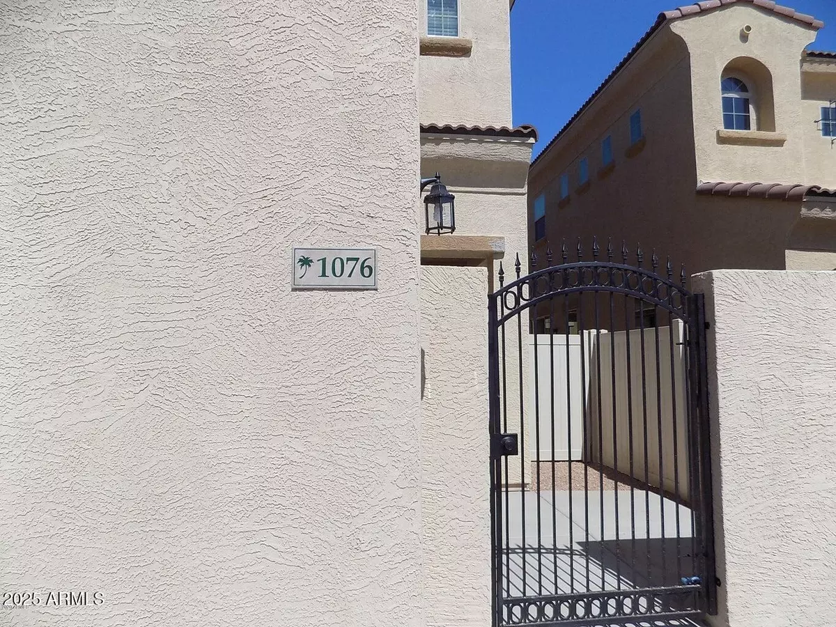 Mesa, AZ 85210,1367 S COUNTRY CLUB Drive #1076