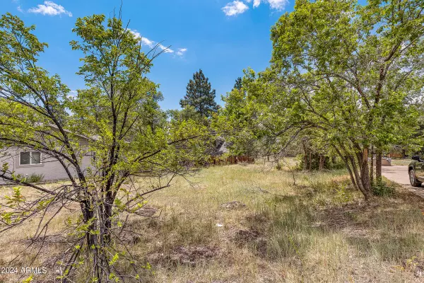 Flagstaff, AZ 86001,261 W OAK Avenue #11